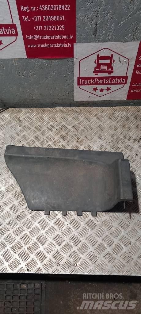 Scania 94 D.   1390074 كابينة والداخلية