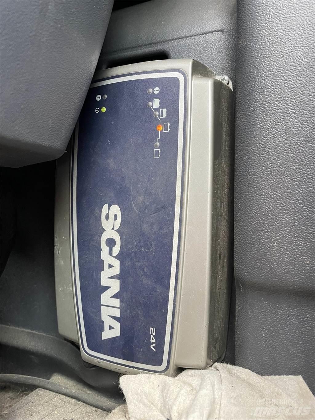 Scania R500 6x2 شاحنات الحاويات