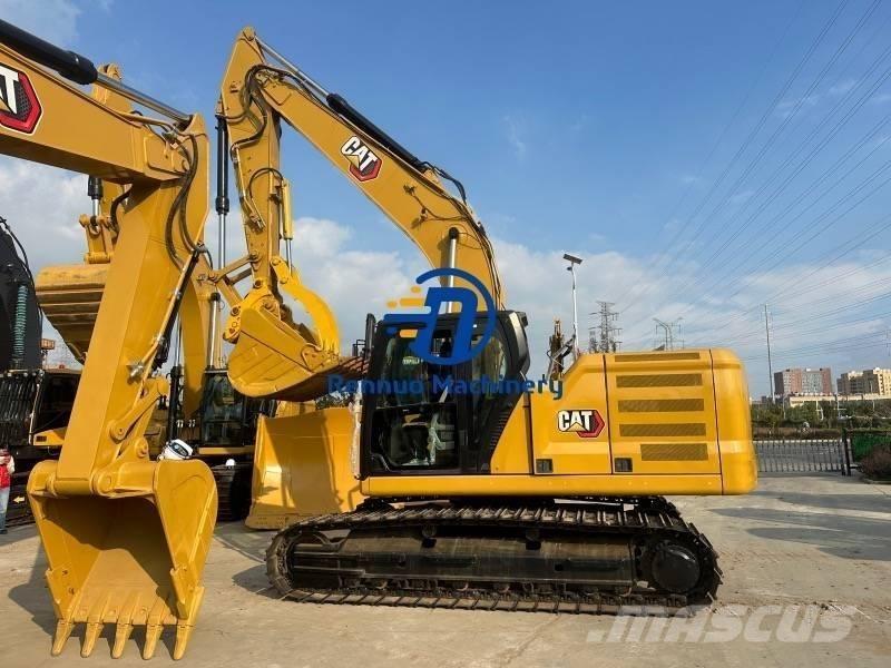 CAT 323GC حفارات زحافة