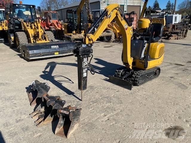 CAT 300.9 D حفارات صغيرة أقل من 7 طن (حفارات صغيرة)