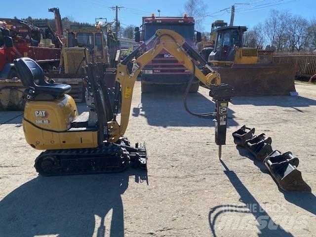 CAT 300.9 D حفارات صغيرة أقل من 7 طن (حفارات صغيرة)