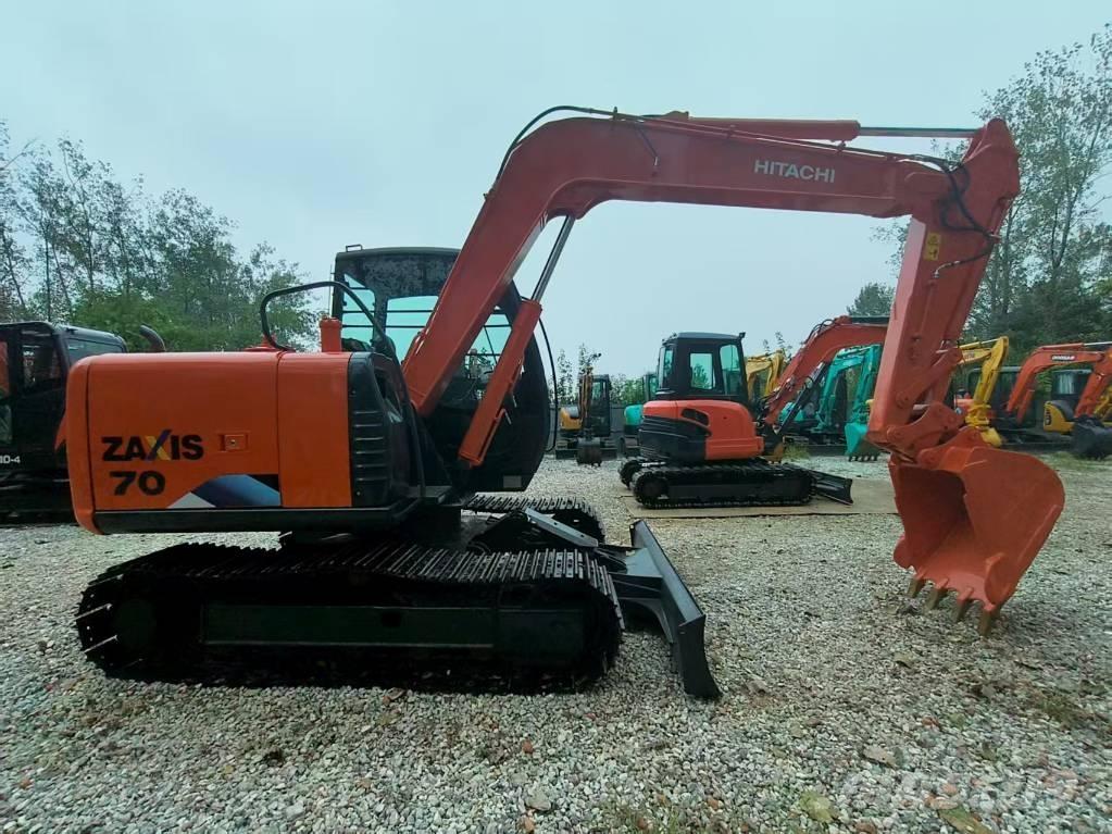 Hitachi ZX 70 حفارات صغيرة أقل من 7 طن (حفارات صغيرة)