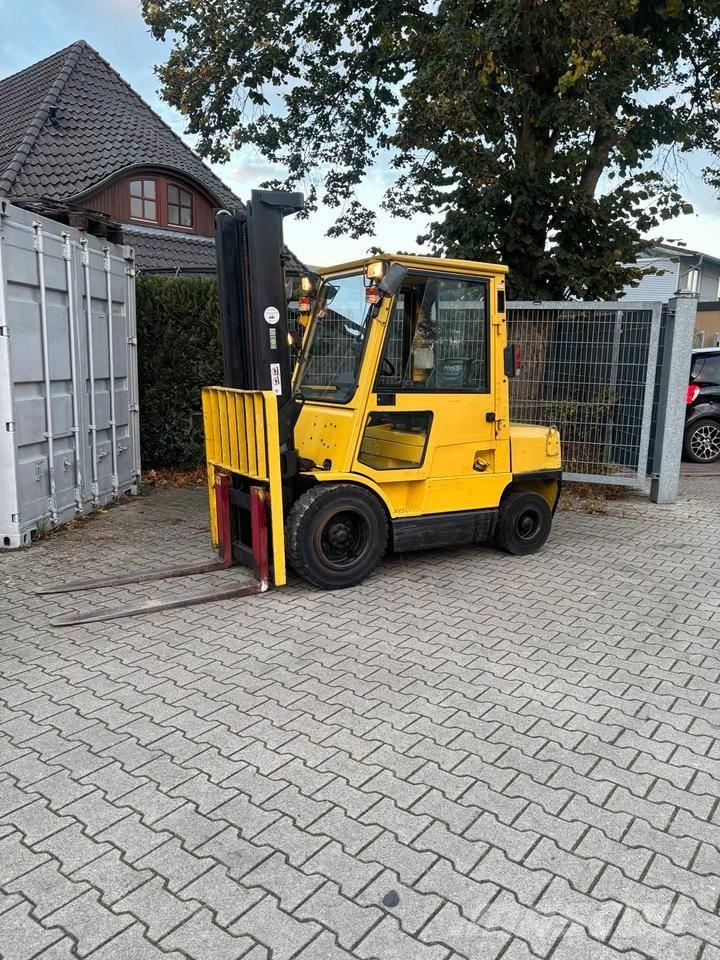 Hyster H 3.00 XL شاحنات الديزل