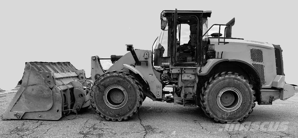 CAT 950M لوادر بعجل