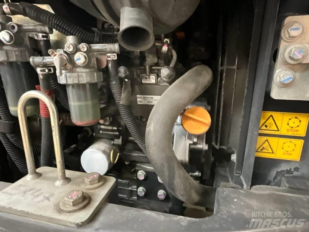 Hitachi ZX 19 U-5 A حفارات صغيرة أقل من 7 طن (حفارات صغيرة)