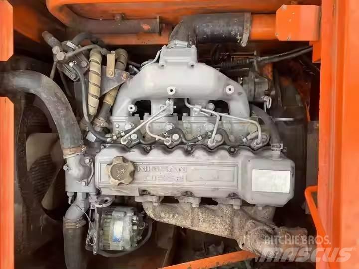 Hitachi EX60 حفارات صغيرة أقل من 7 طن (حفارات صغيرة)