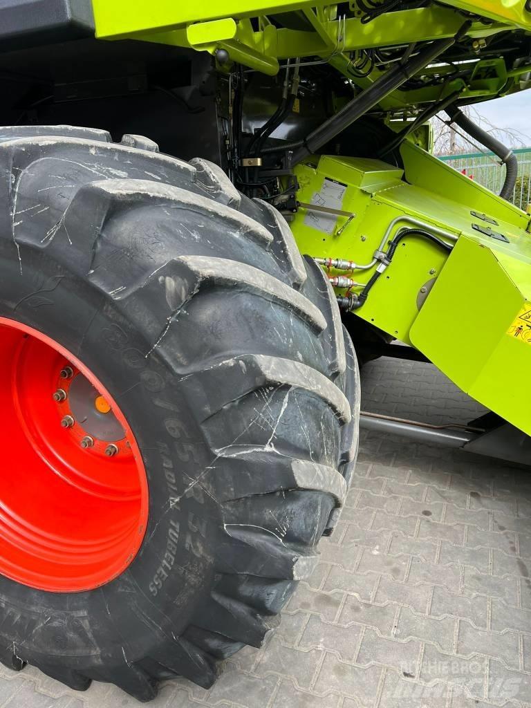 CLAAS Lexion 750 حصادات