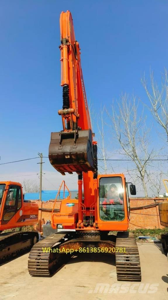 Doosan DH 225 LC-7 حفارات زحافة