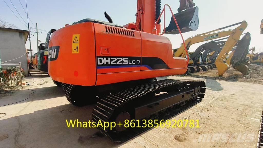 Doosan DH 225 LC-7 حفارات زحافة