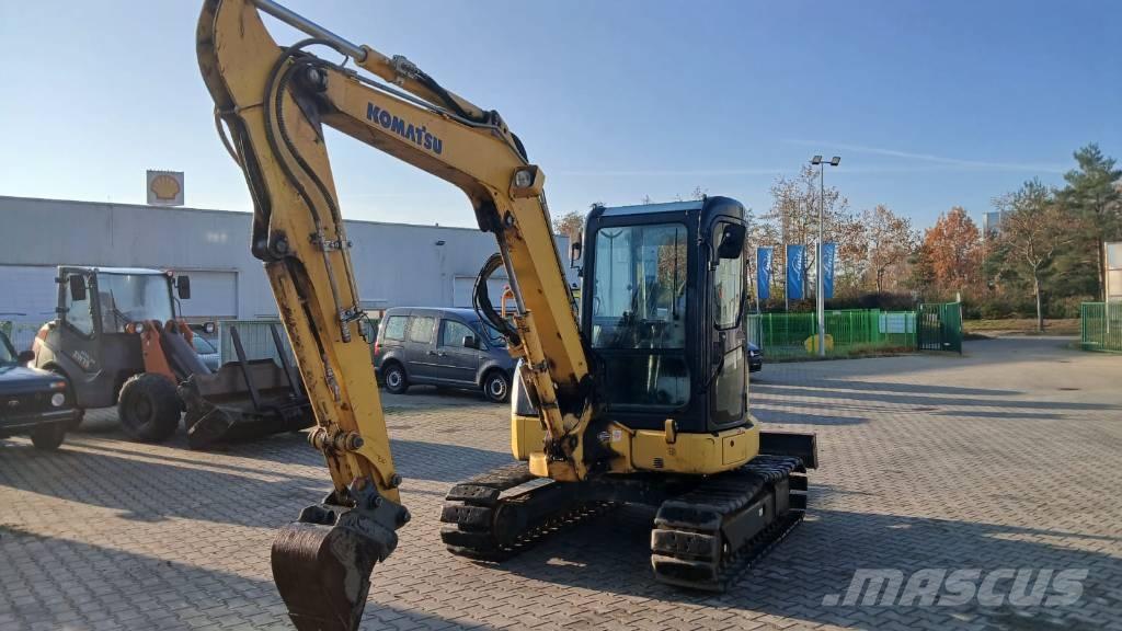 Komatsu PC 55 MR حفارات صغيرة أقل من 7 طن (حفارات صغيرة)
