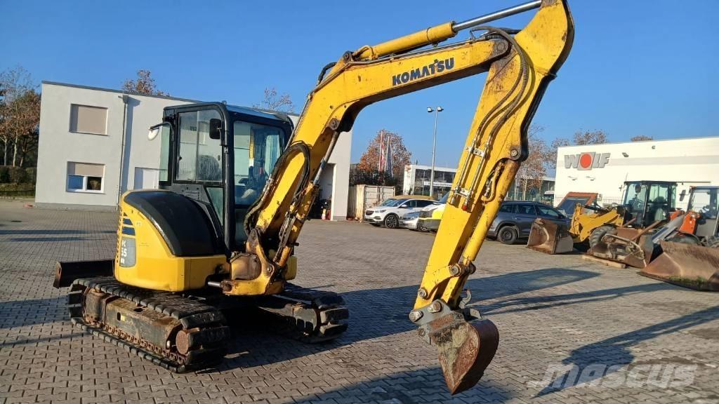 Komatsu PC 55 MR حفارات صغيرة أقل من 7 طن (حفارات صغيرة)