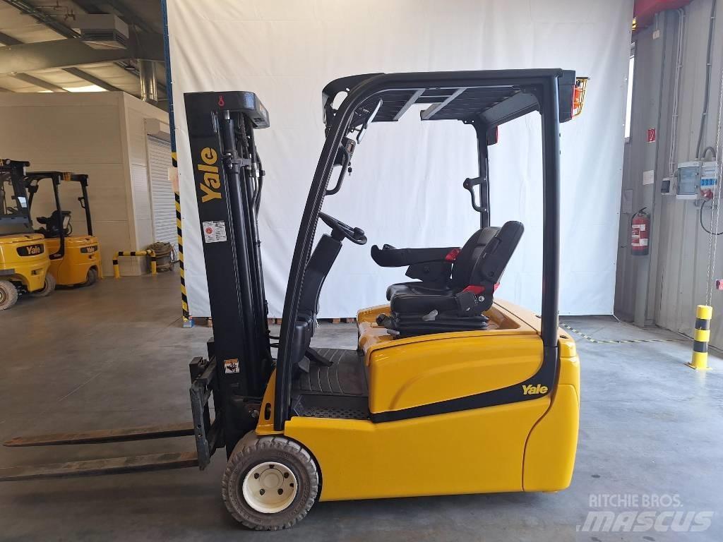 Yale ERP 20 VT شاحنات ذات رافعات شوكية تعمل بالكهرباء