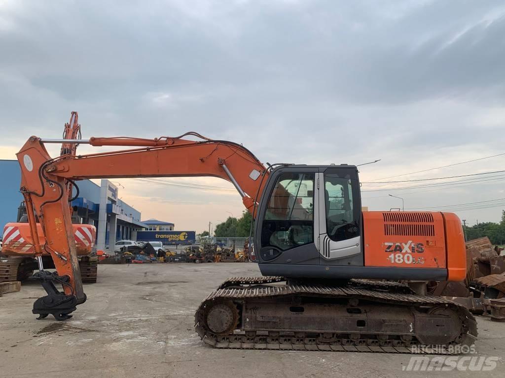 Hitachi ZX 180 LC-3 حفارات زحافة