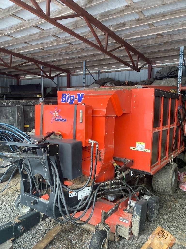 SmithCo Big Vac ماكينات أخرى لتجهيز الأراضي