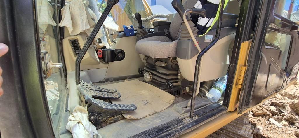 CAT 315 C حفارات زحافة
