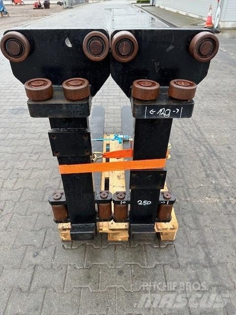 Kalmar 12 TON FORKS شوكات