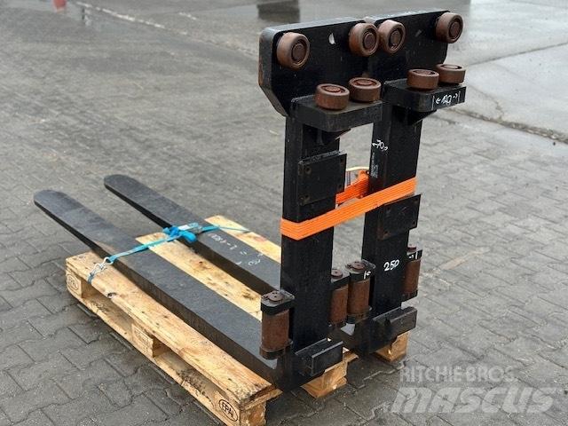 Kalmar 12 TON FORKS شوكات