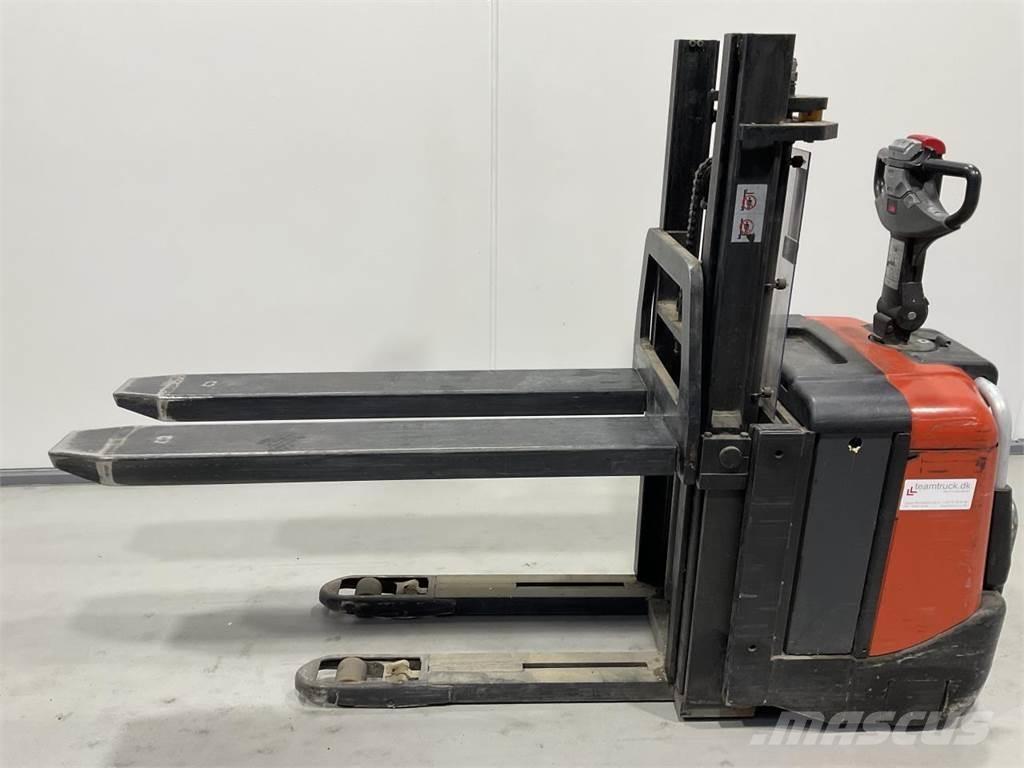 BT SPE125L شاحنات مناولة ذاتية الدفع