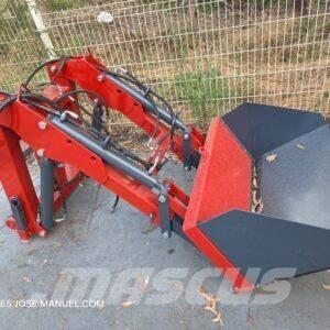 TJM PALA TRASERA TJM لوادر وحفارات أمامية