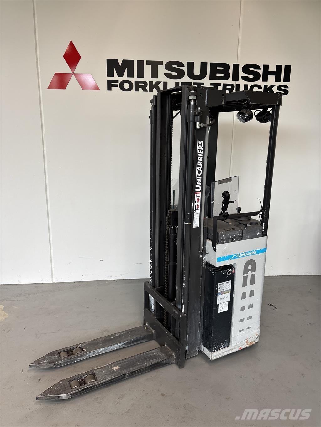 Atlet A160 شاحنات مناولة ذاتية الدفع