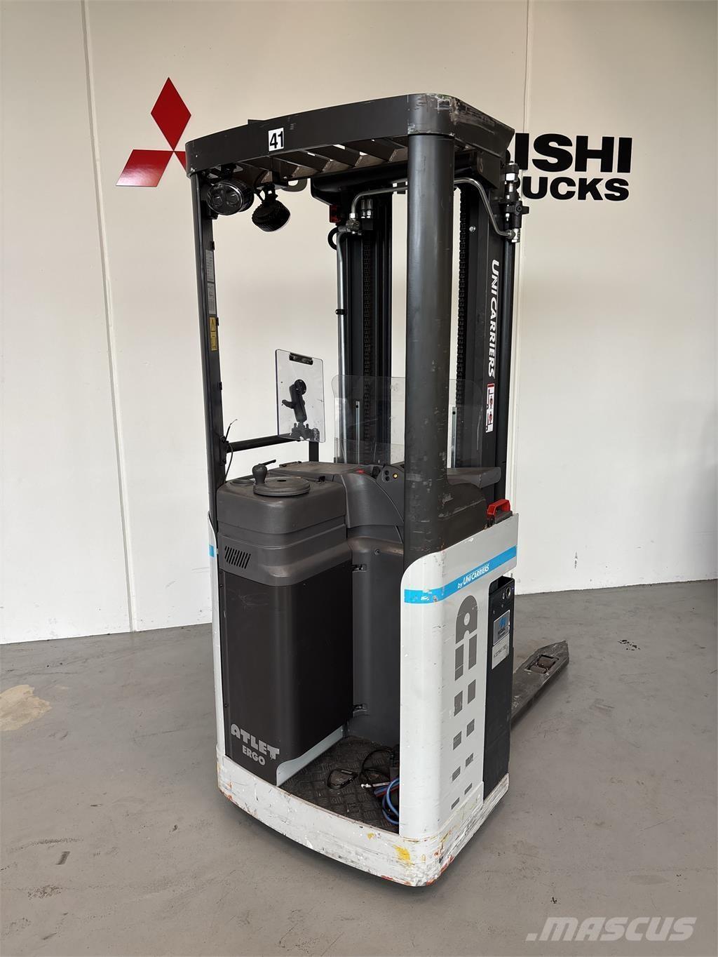 Atlet A160 شاحنات مناولة ذاتية الدفع