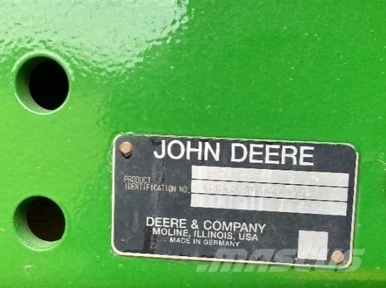 John Deere 6420 الجرارات
