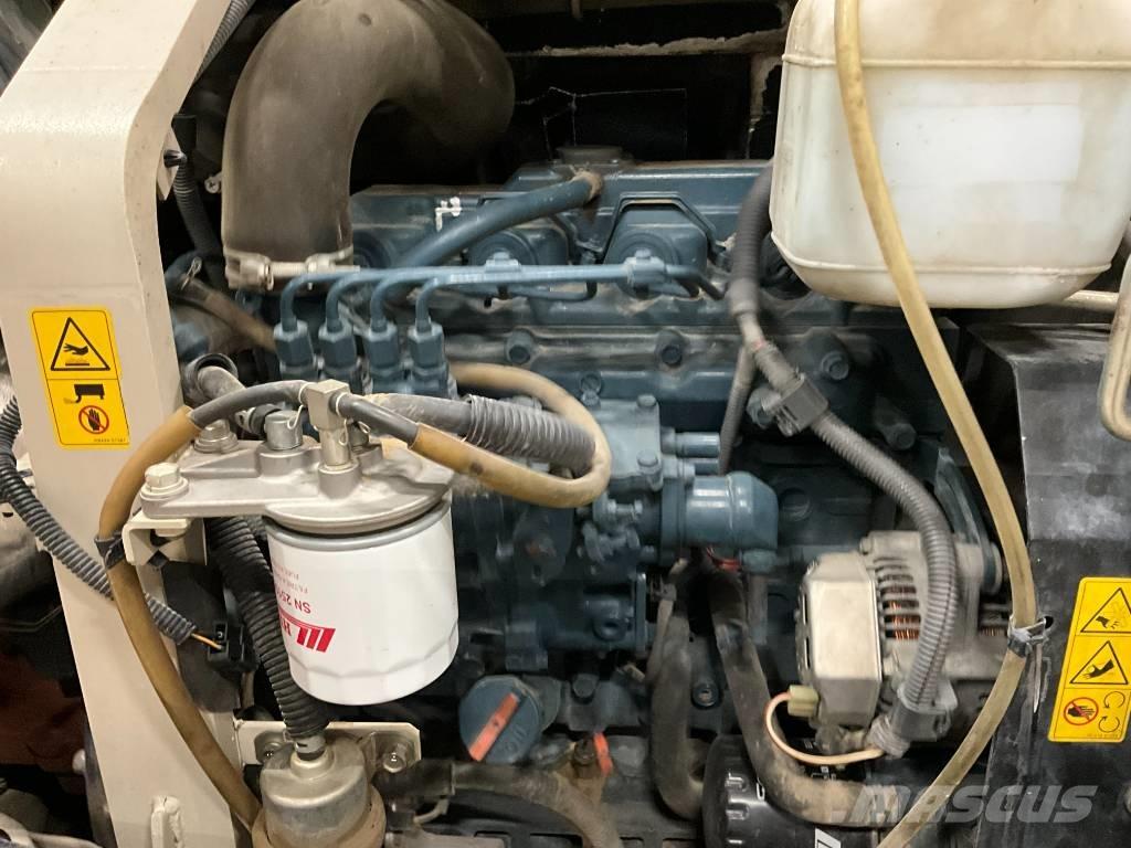 Kubota U 48-4 حفارات صغيرة أقل من 7 طن (حفارات صغيرة)