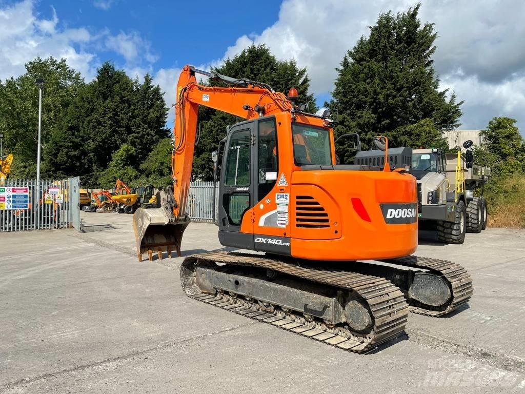 Doosan DX 140 LCR حفارات زحافة