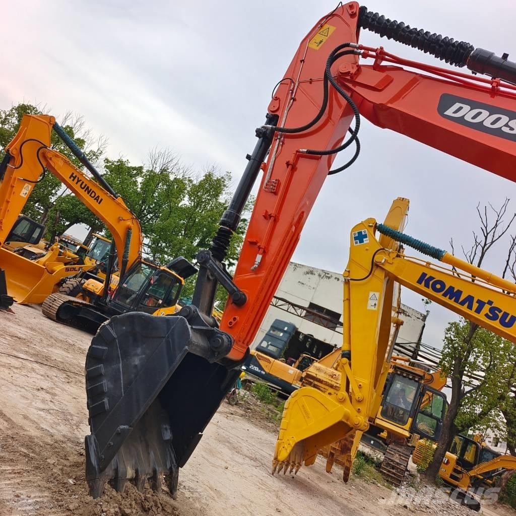 Doosan DX 300LC-9C حفارات زحافة