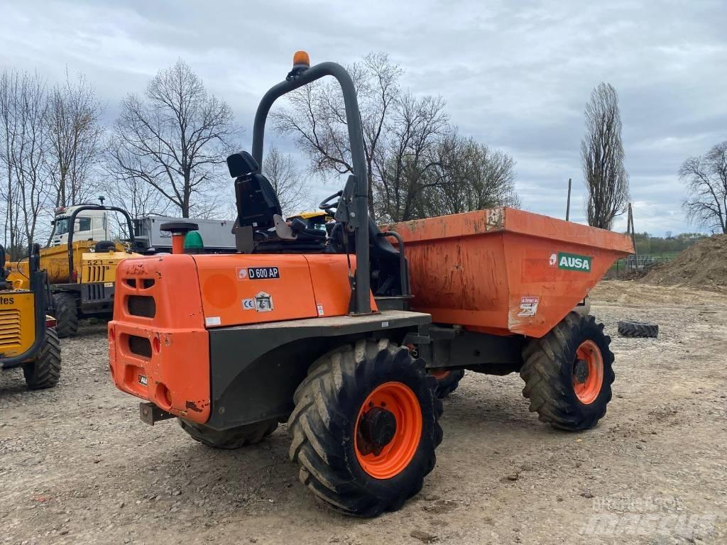 Ausa D 600 AP عربات نقل قلابة للمواقع