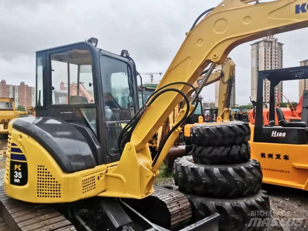 Komatsu PC 35 حفارات صغيرة أقل من 7 طن (حفارات صغيرة)