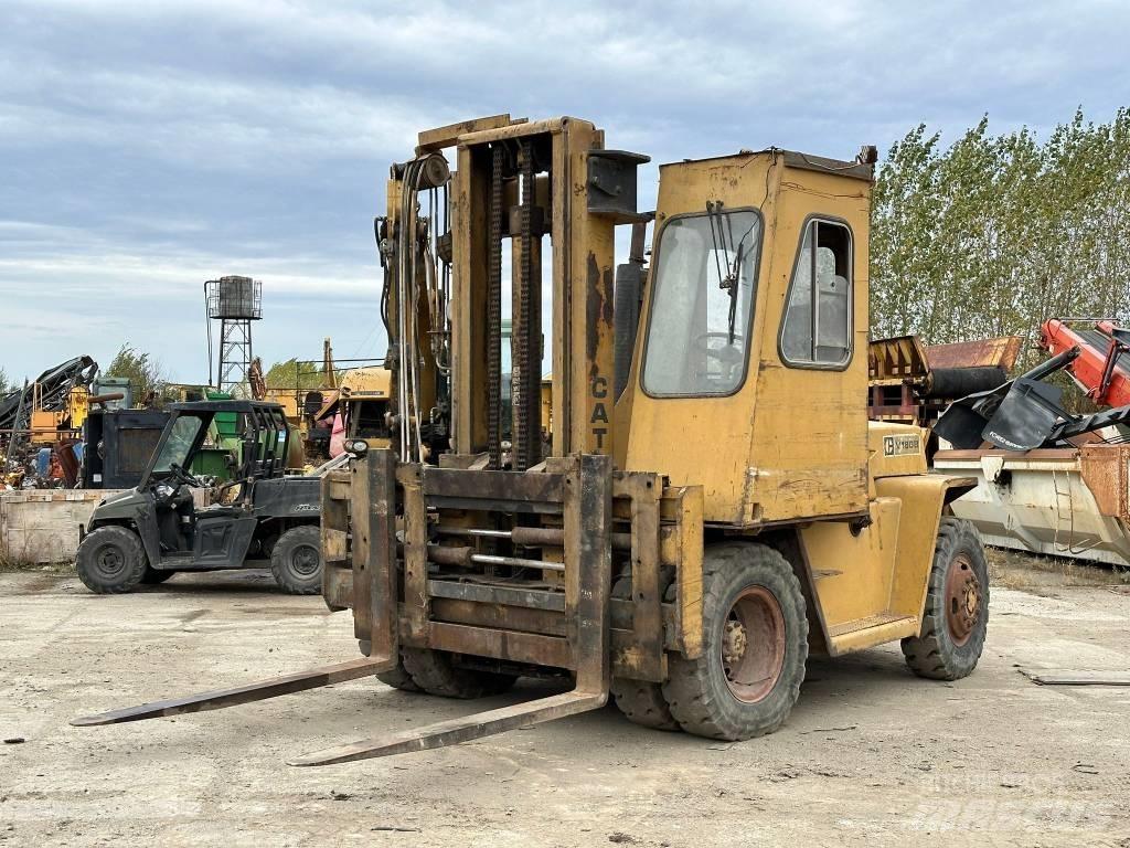 CAT V 180 B شاحنات الديزل