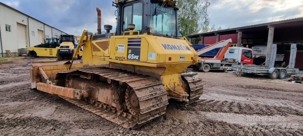 Komatsu D 65 PX-17 بلدوزرات مجنزرة
