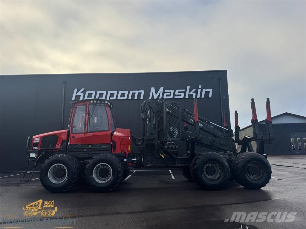 Komatsu 895 شاحنات