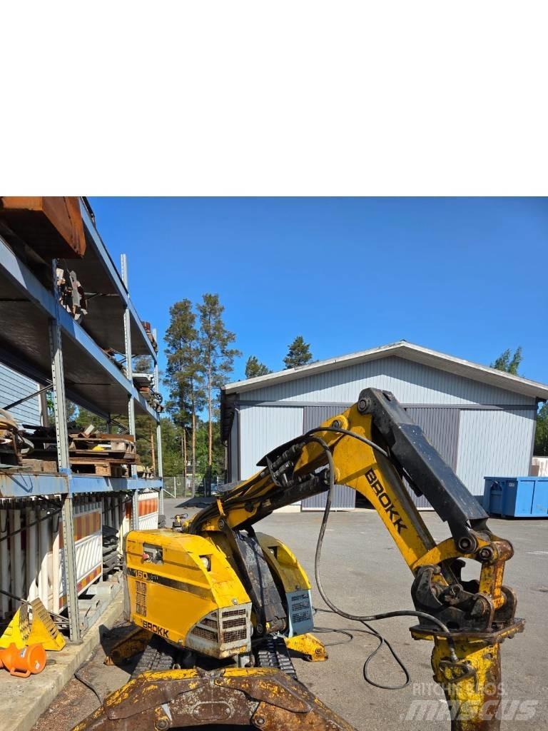 Brokk 160 حفارات هدم