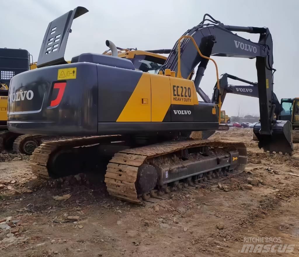 Volvo EC 220 حفارات زحافة