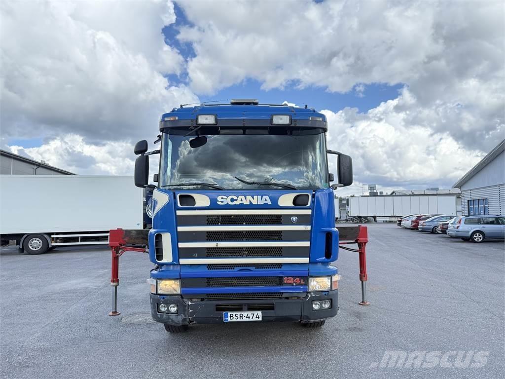 Scania R124 6X2 شاحنات الرافعات