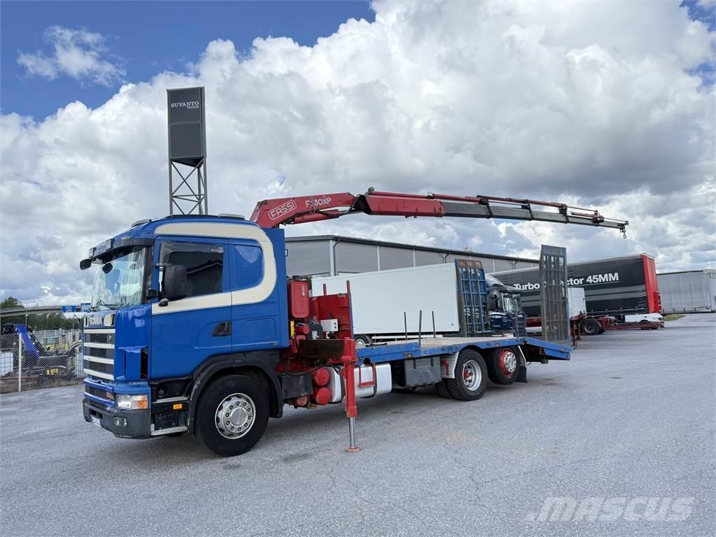 Scania R124 6X2 شاحنات الرافعات