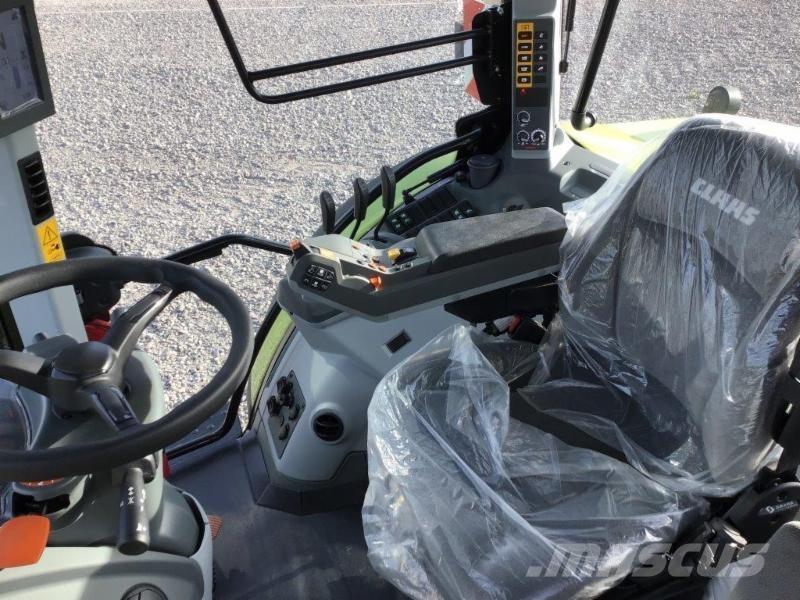CLAAS ARION 530 الجرارات