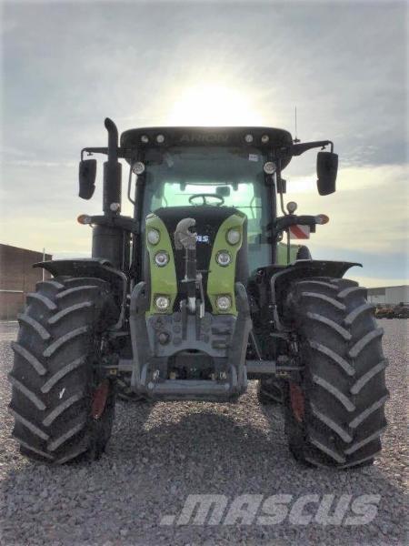 CLAAS ARION 530 الجرارات