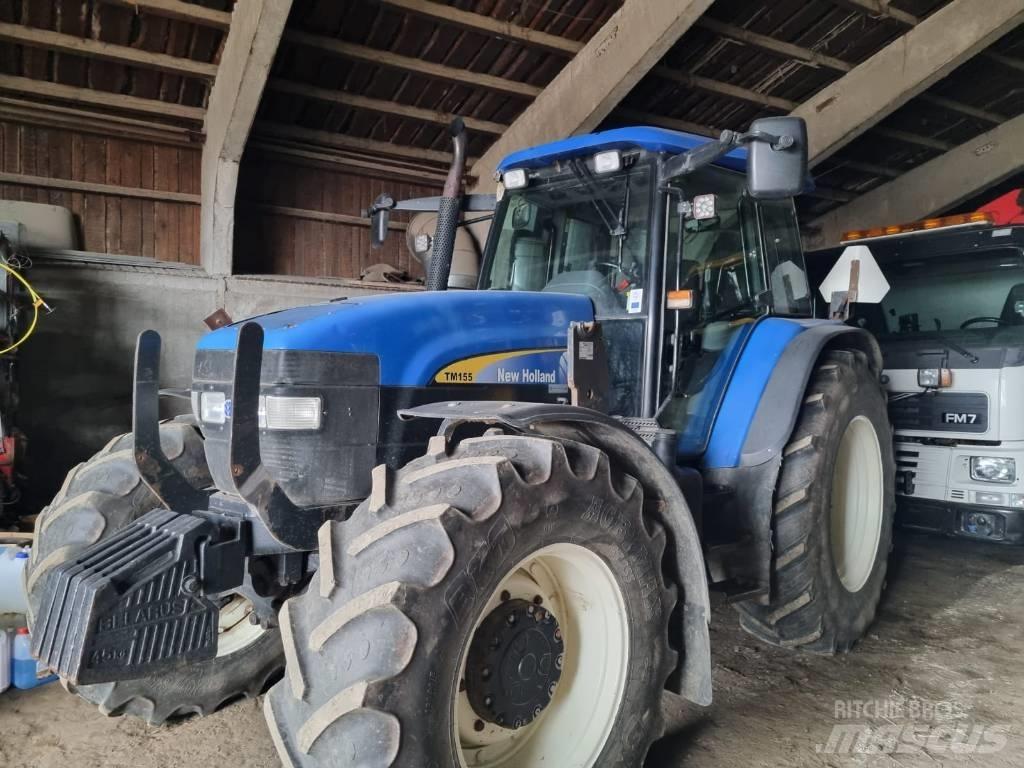 New Holland TM 155 الجرارات