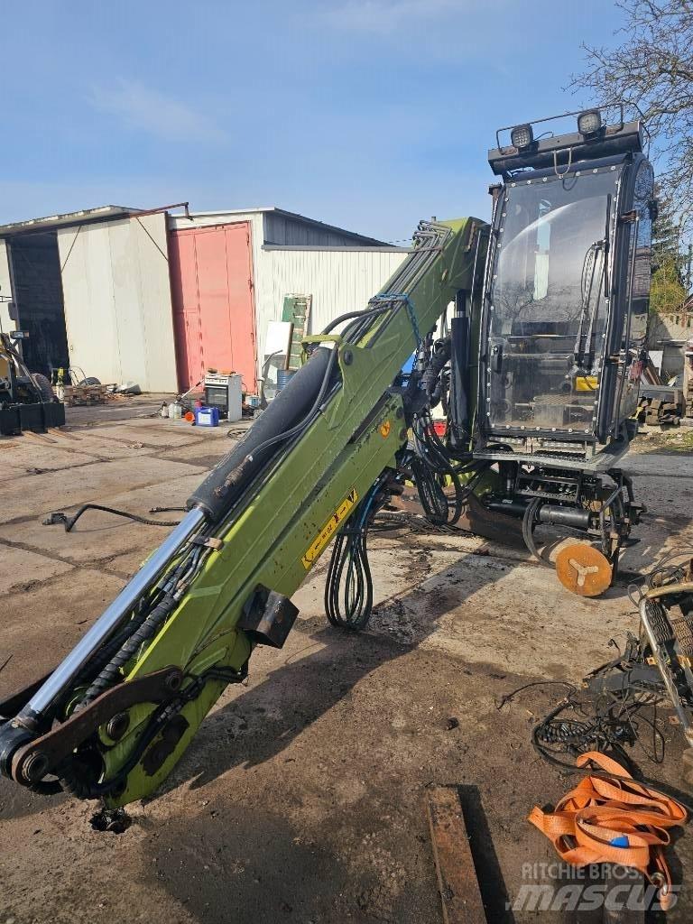 Loglift 96 ST 97 رافعات أشجار
