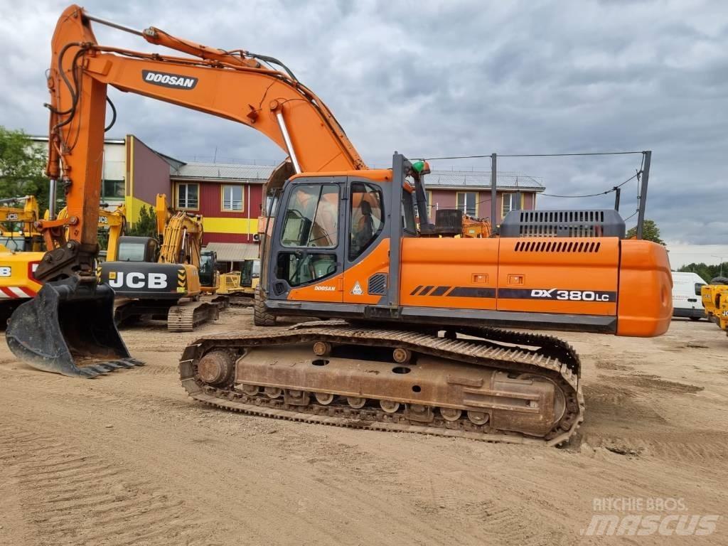 Doosan DX 380 LC حفارات زحافة
