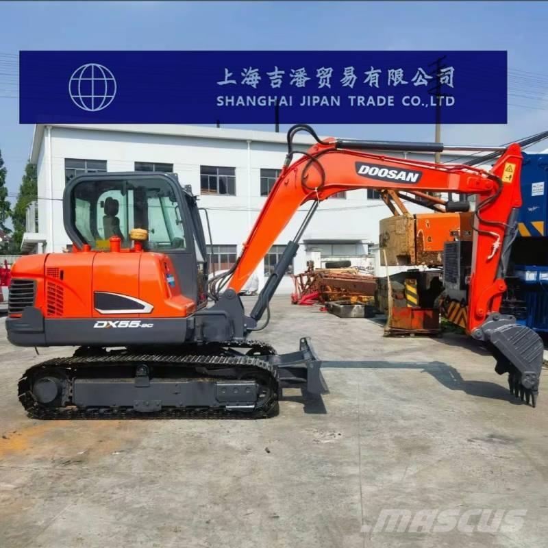 Doosan DX 55 حفارات صغيرة أقل من 7 طن (حفارات صغيرة)
