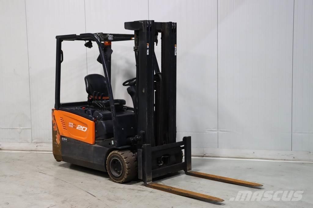 Doosan B20T-7 شاحنات ذات رافعات شوكية تعمل بالكهرباء