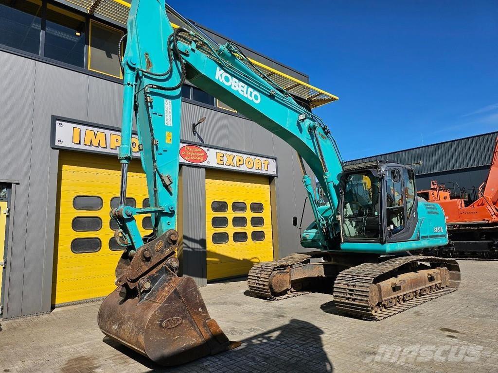 Kobelco SK210LC-9 حفارات زحافة