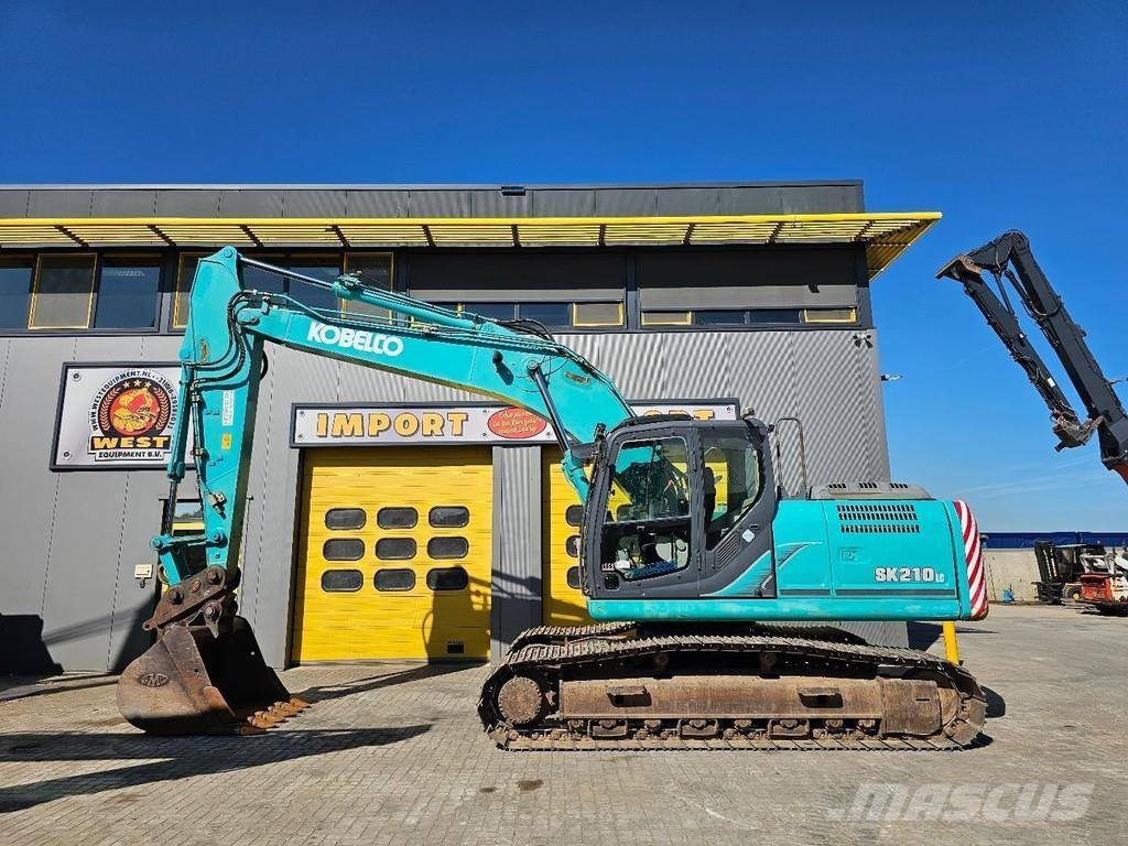 Kobelco SK210LC-9 حفارات زحافة