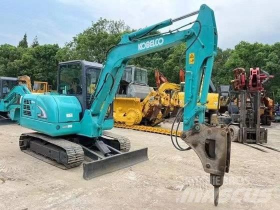 Kobelco SK 60 حفارات زحافة