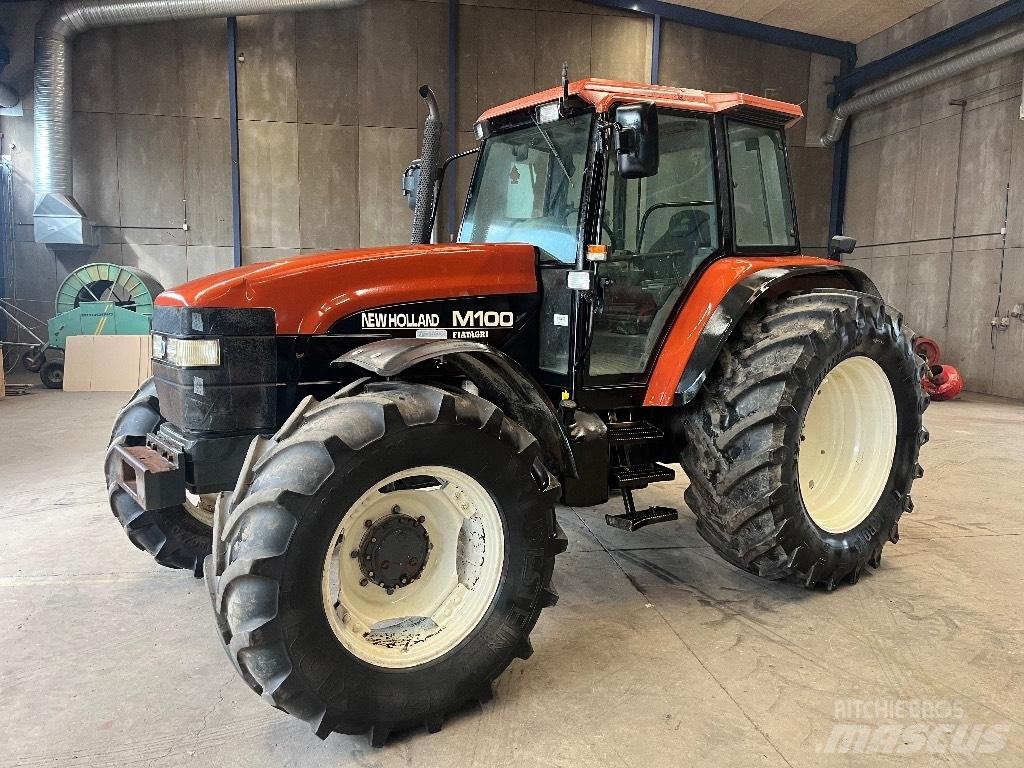 New Holland M 100 DT الجرارات