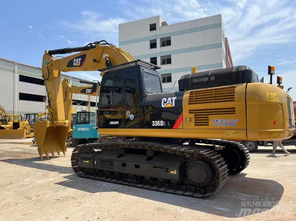 CAT 336 D حفارات زحافة